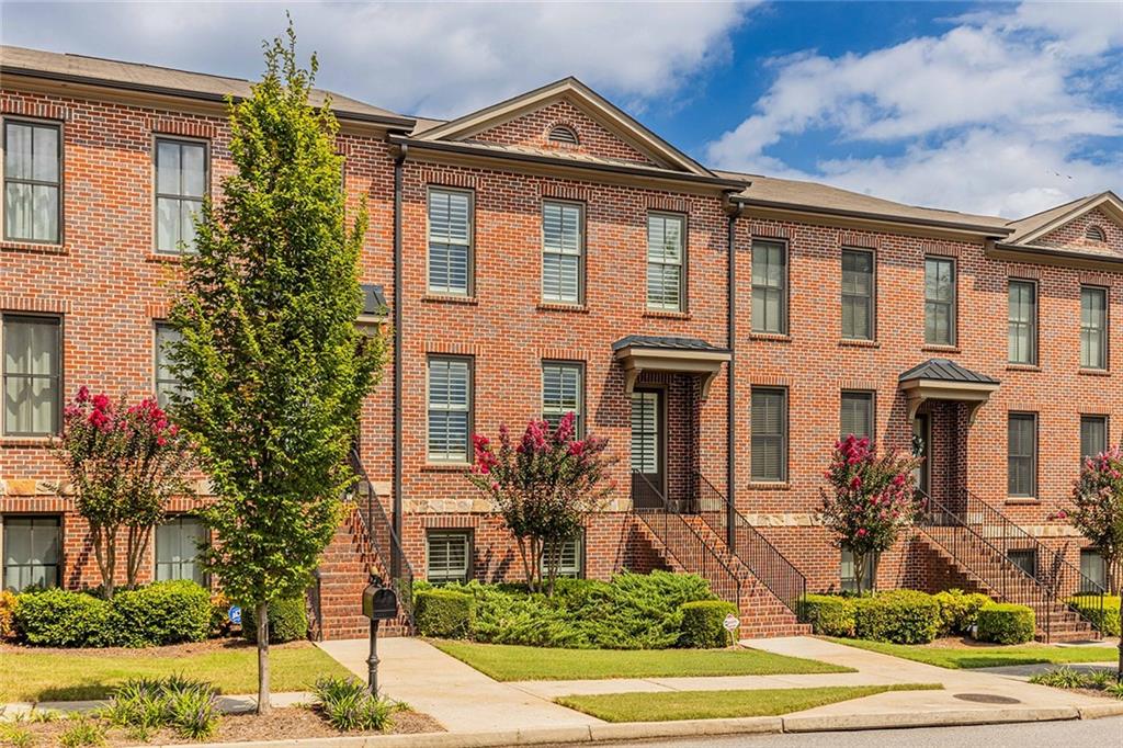 2046 Heathermere Way Roswell, GA 30075 - Photo 3 of 58