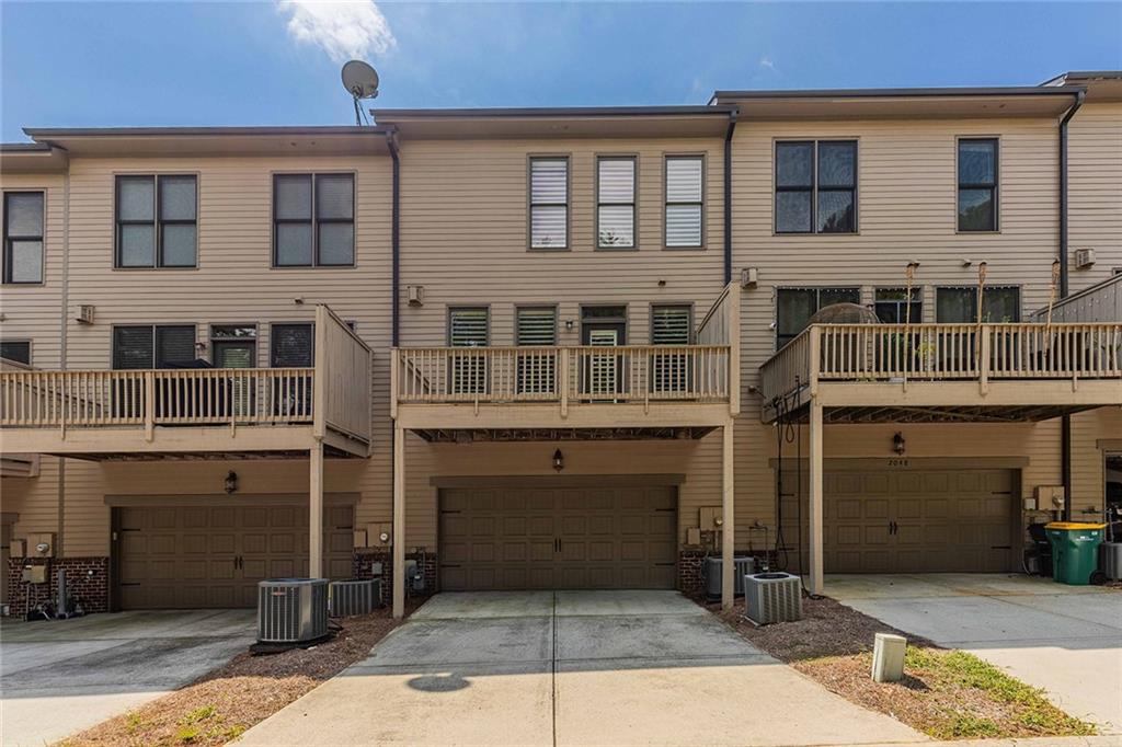 2046 Heathermere Way Roswell, GA 30075 - Photo 5 of 58