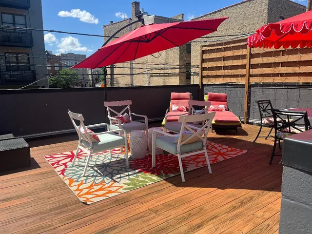 $839,900 | 1350 North Claremont Avenue, Unit 1, Chicago, IL 60622