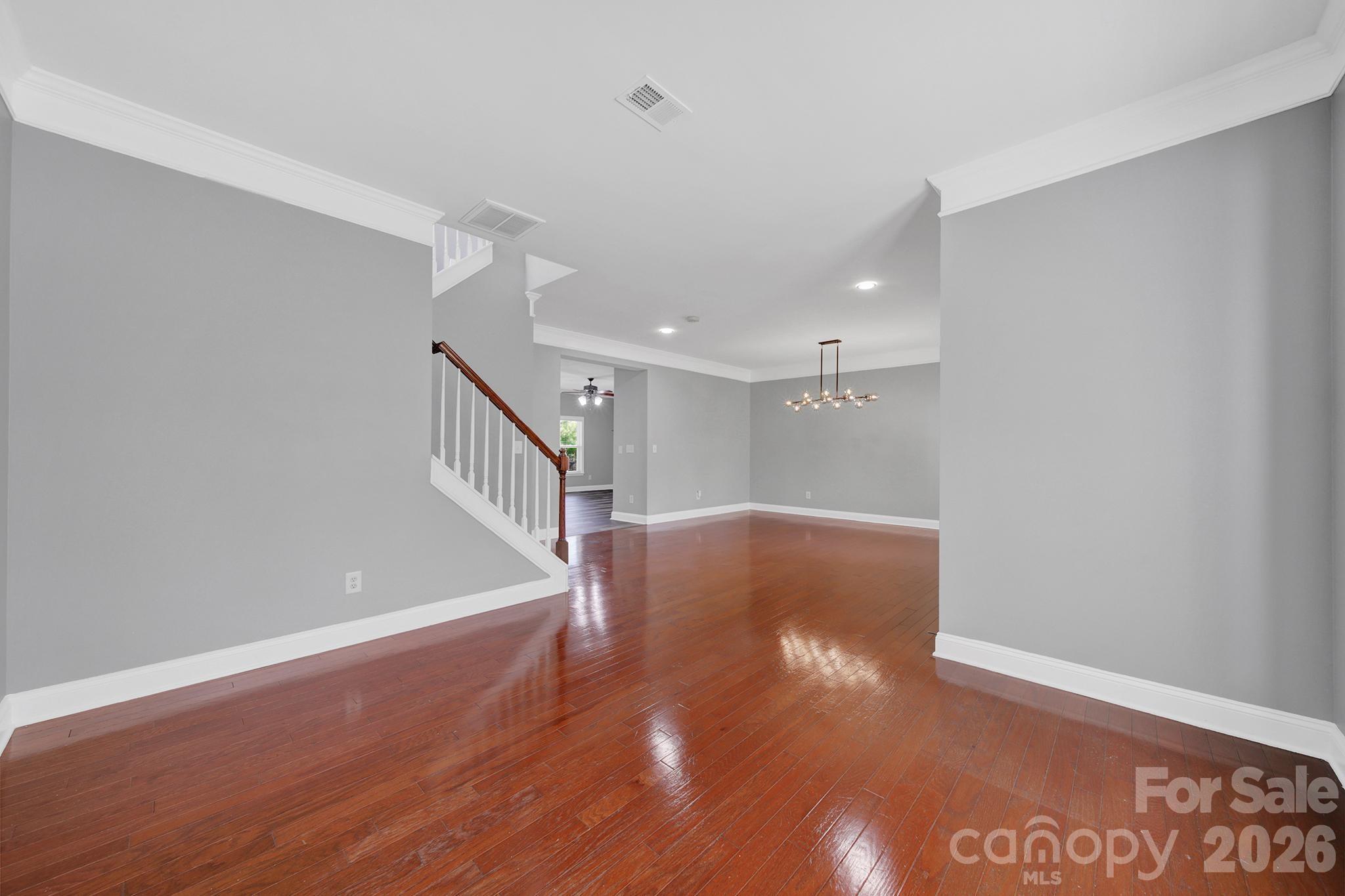 325 Mt Side Way Fort Mill, SC 29715 - Photo 5 of 48