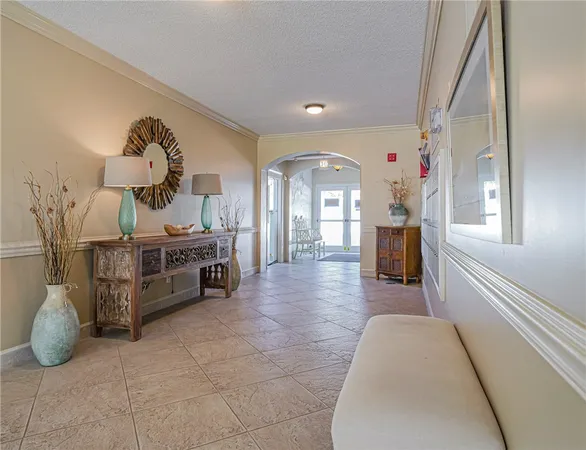 $5,000 | 4049 Ocean Drive, Unit 305, Vero Beach, FL 32963