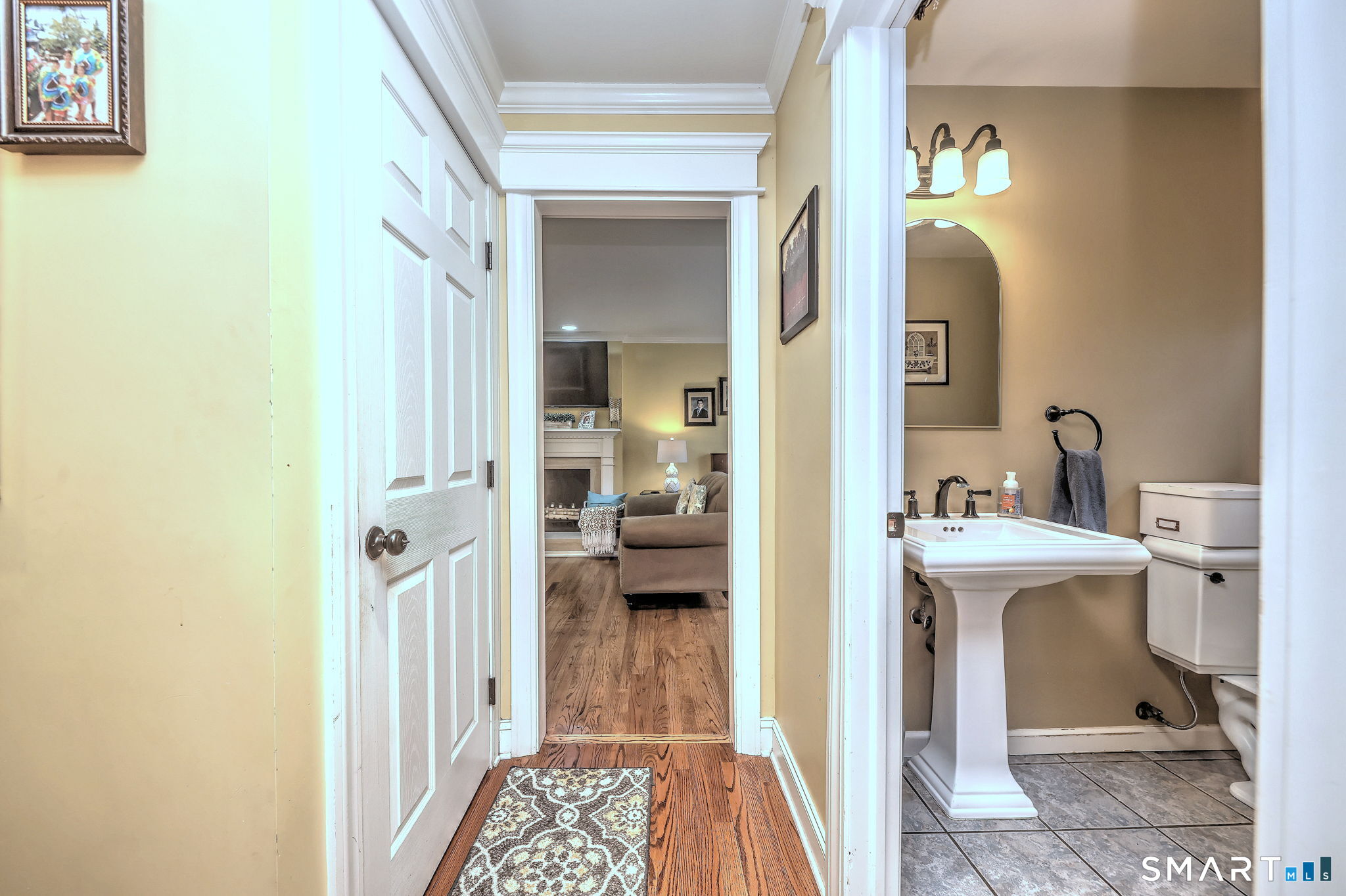 923 Garden Road Orange, CT 06477 - Photo 17 of 35