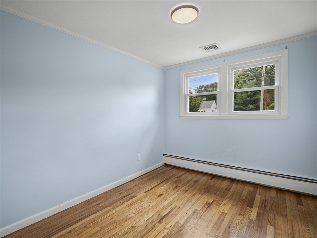 85 Dalton Road Chelmsford, MA 01824 - Photo 14 of 39 an empty room with a window