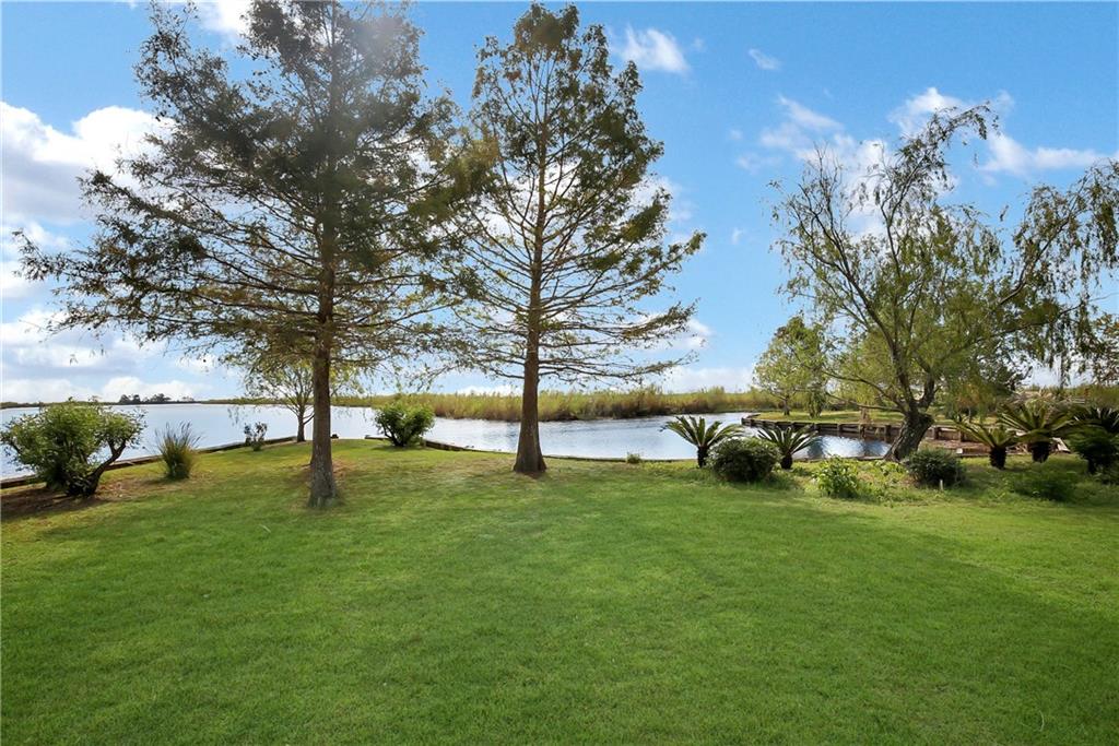 58410 Lake Road Lacombe, LA 70445 - Photo 6 of 36 Gallery Image 6