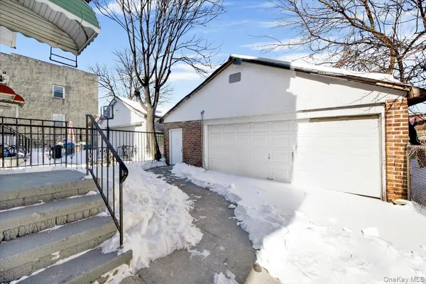 $869,999 | 837 Penfield Street | Wakefield