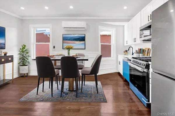 $869,999 | 837 Penfield Street | Wakefield