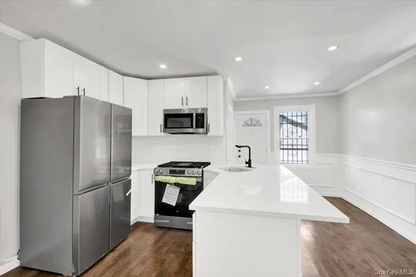 $869,999 | 837 Penfield Street | Wakefield