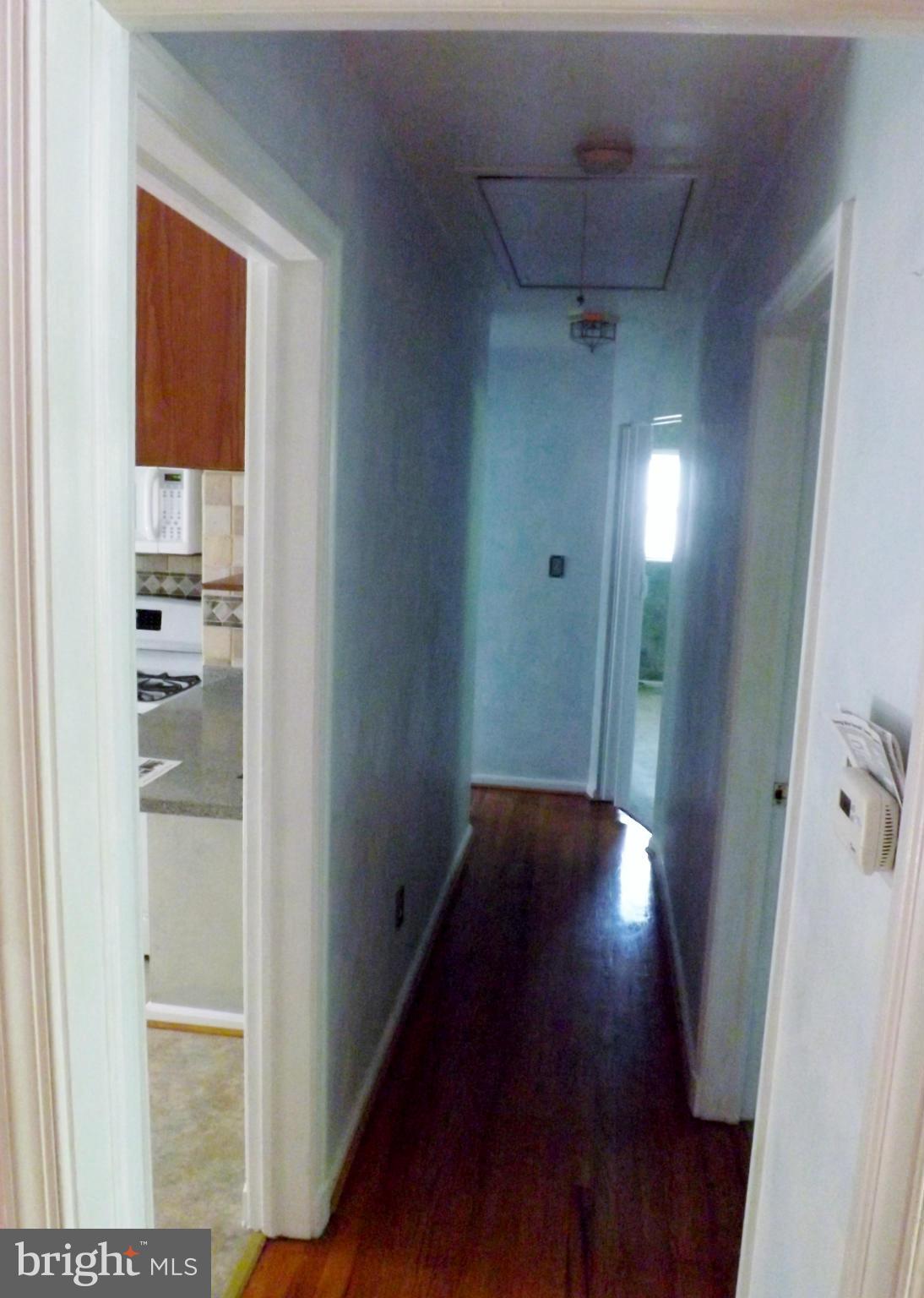 9809 East Light Drive Silver Spring, MD 20903 - Photo 12 of 27 Interior (General)