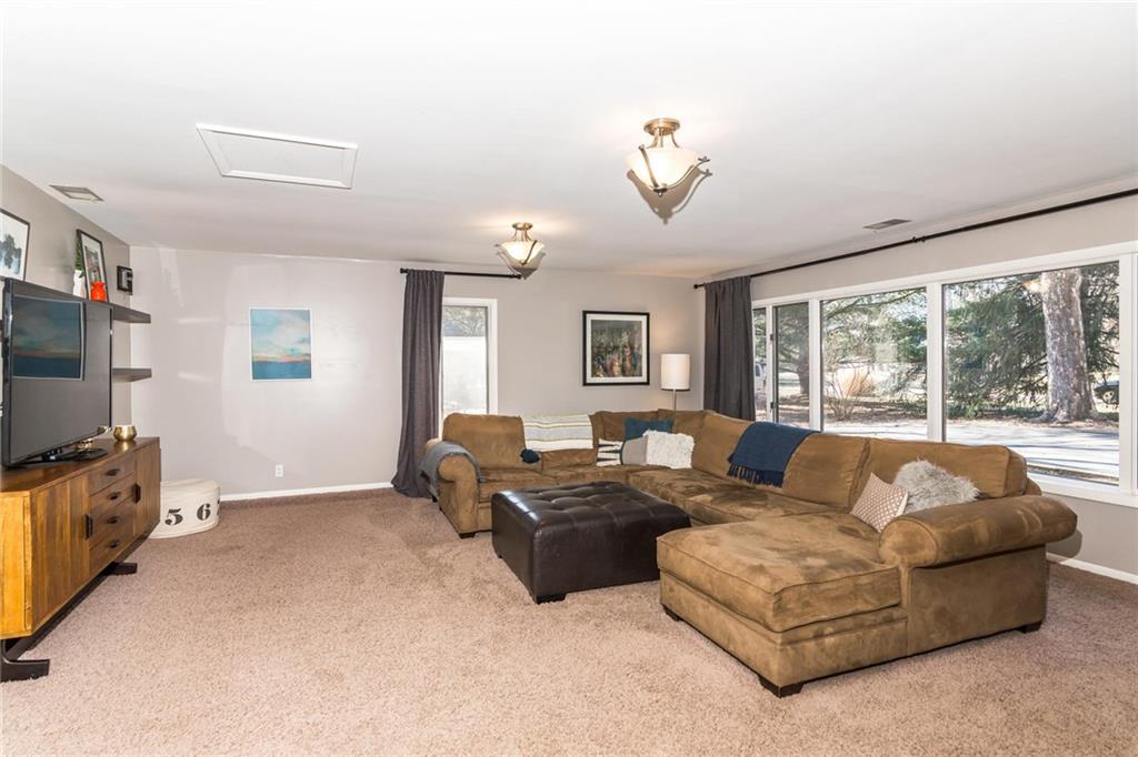 8657 Cholla Road Indianapolis, IN 46240 - Photo 4 of 21 Gallery Image 4