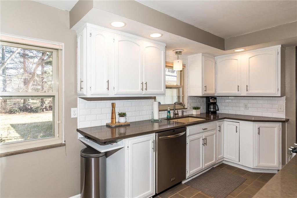 8657 Cholla Road Indianapolis, IN 46240 - Photo 6 of 21 Gallery Image 6