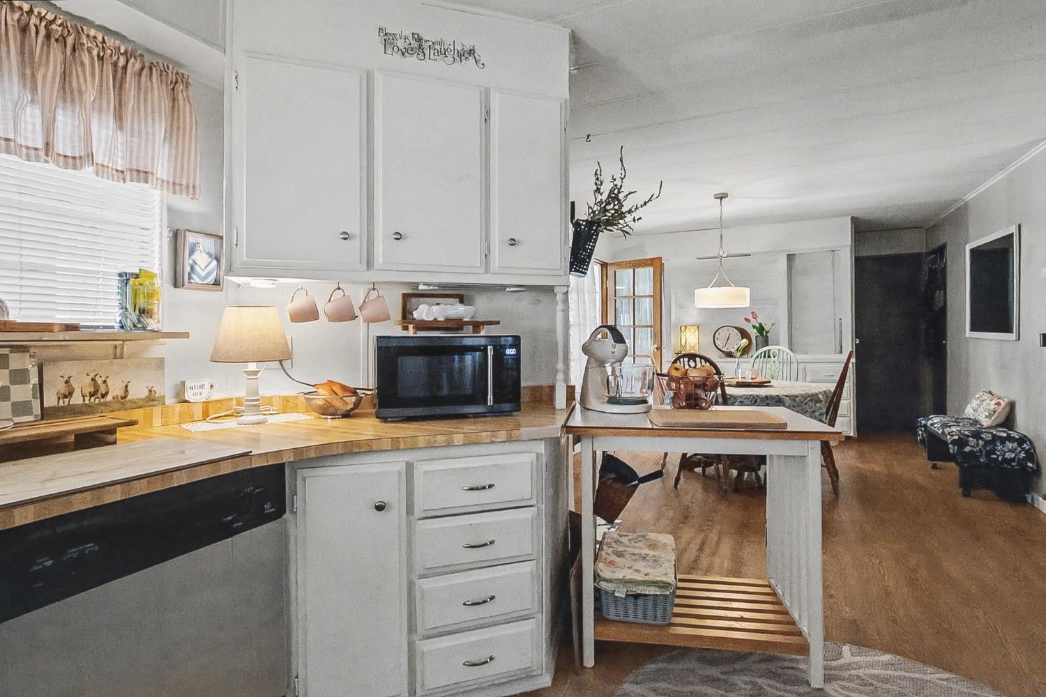 36 Lora Way Roseville, CA 95661 - Photo 14 of 39