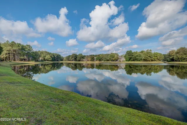 $1,060,000 | 140 River Woods Drive, Wallace, NC 28466