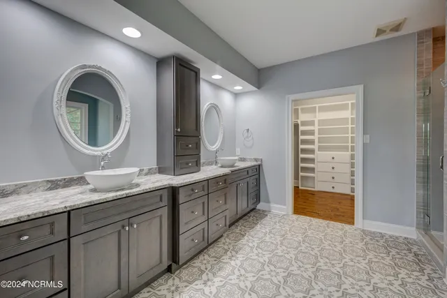 $1,060,000 | 140 River Woods Drive, Wallace, NC 28466