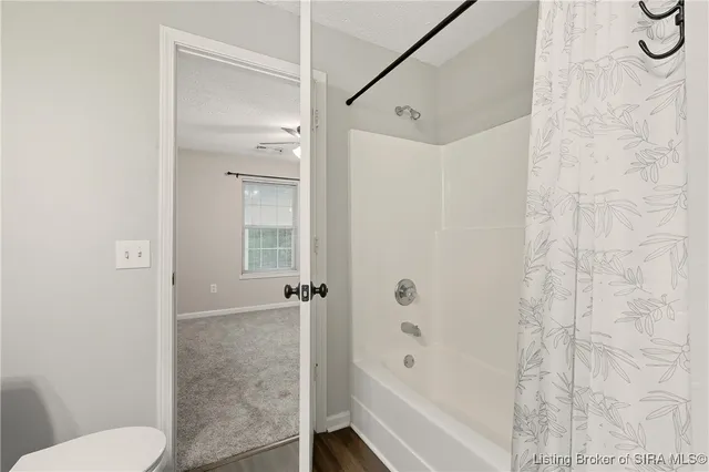 $142,500 | 213 Colonial Club Drive, New Albany, IN 47150