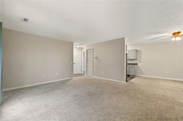 $142,500 | 213 Colonial Club Drive, New Albany, IN 47150