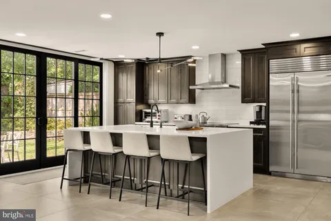 $1,695,000 | 517 Janneys Lane, Alexandria, VA 22302