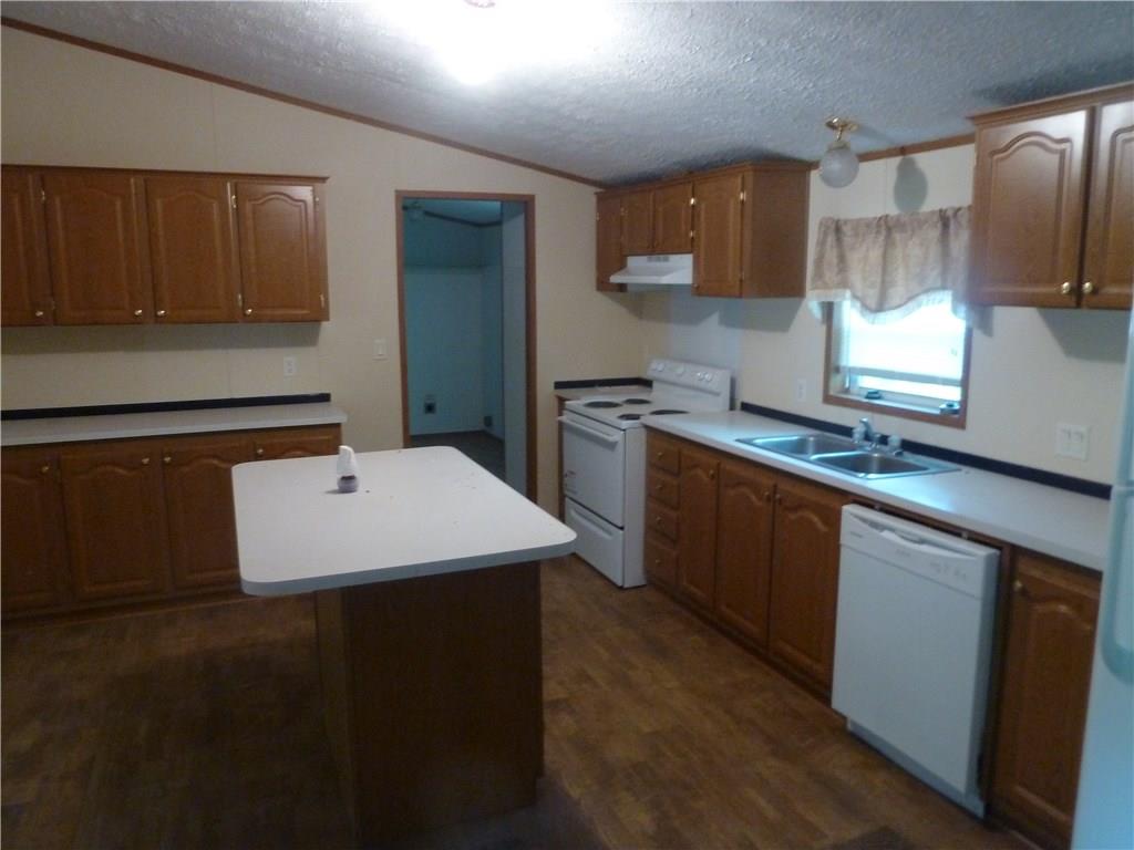 118 Francis Road Perryopolis, PA 15473 - Photo 4 of 20