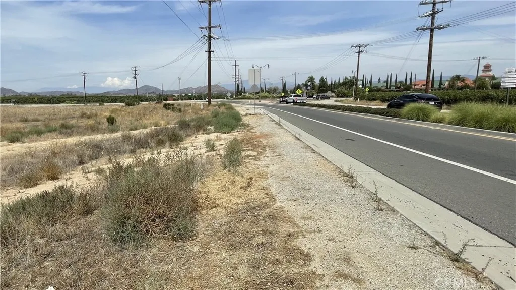 Rancho California Rd frontage
