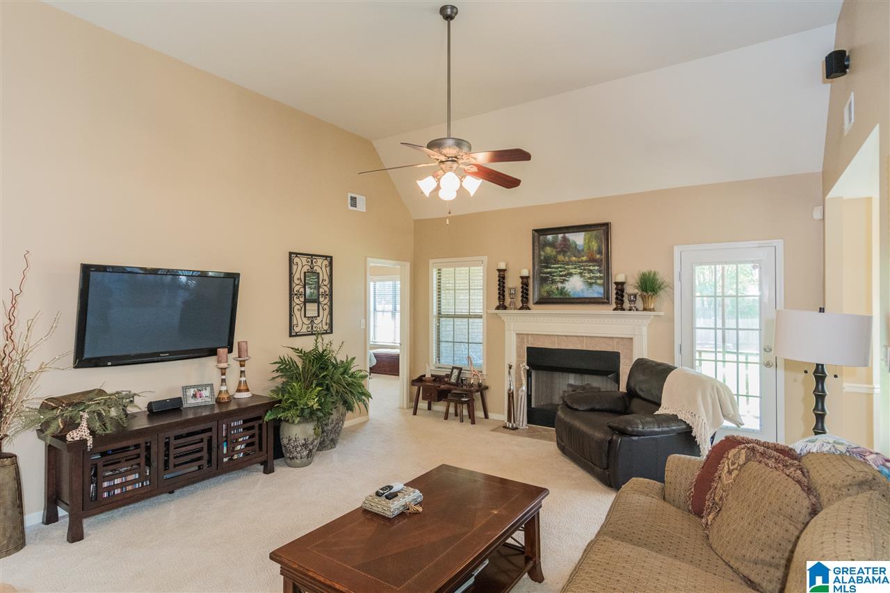 310 Victoria Station Alabaster, AL 35114 - Photo 8 of 35