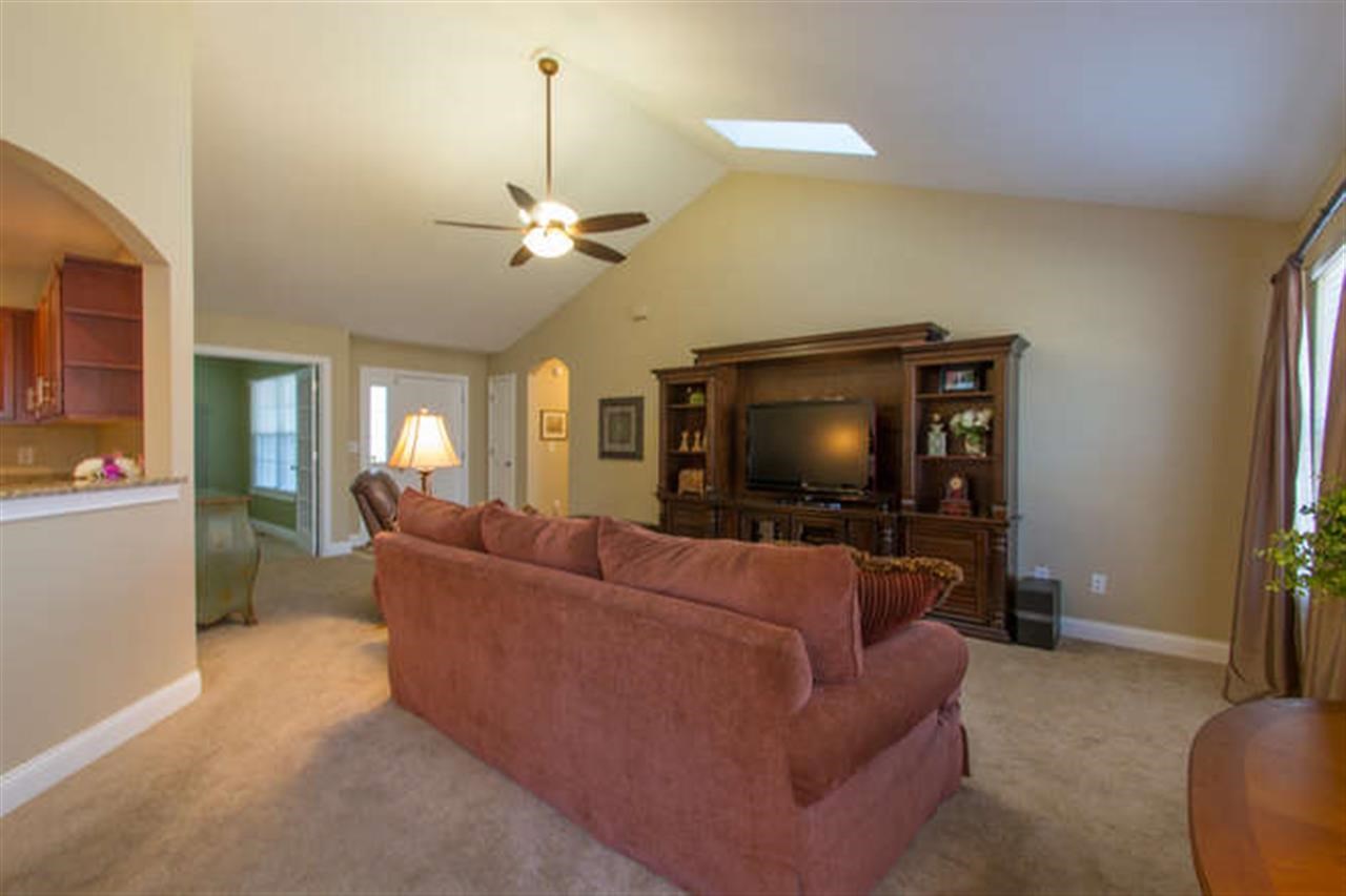2082 West Arbor Ridge Way Bloomington, IN 47403 - Photo 11 of 22 Gallery Image 11
