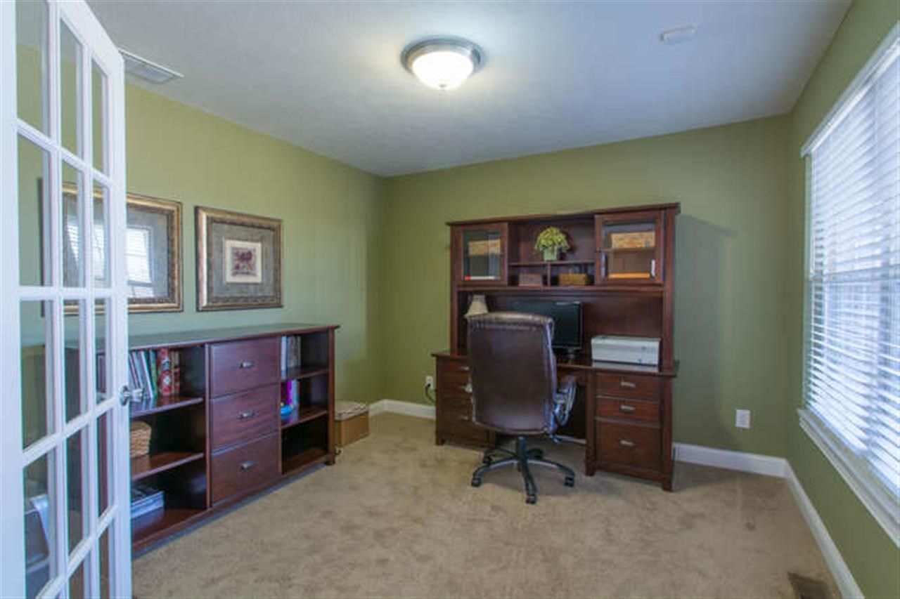 2082 West Arbor Ridge Way Bloomington, IN 47403 - Photo 9 of 22 Gallery Image 9