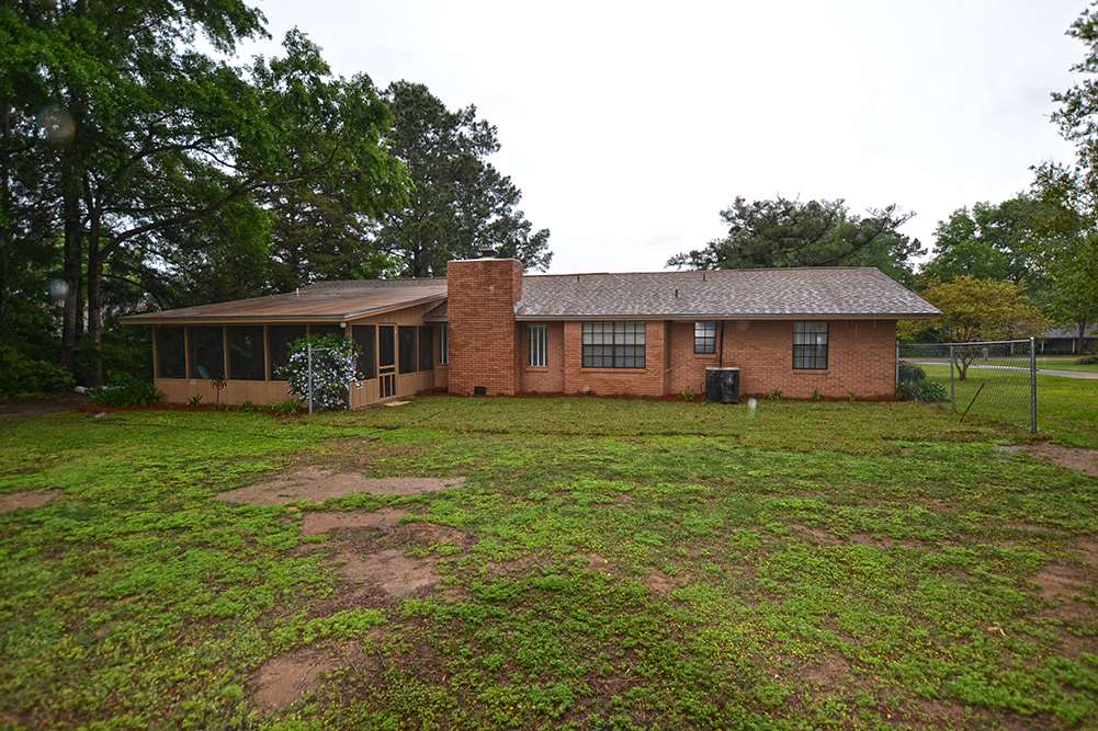 4237 Camden Road Tallahassee, FL 32303 - Photo 3 of 14 Gallery Image 3