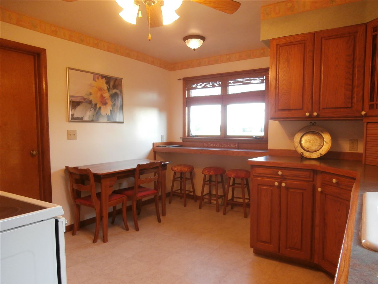 8344 East Island Road Elsie, MI 48831 - Photo 4 of 27 31301589-3.JPG