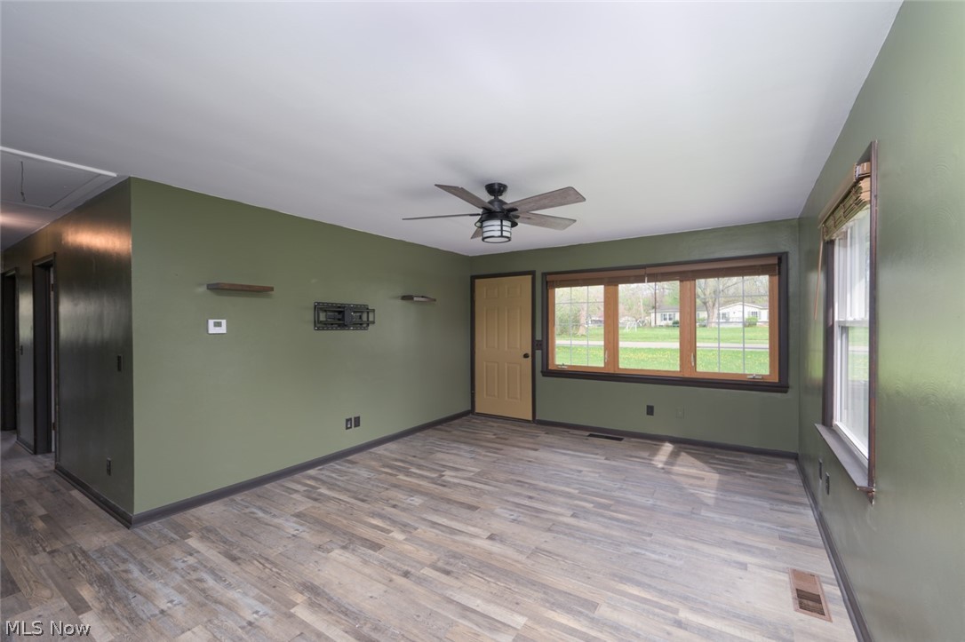 1603 Grandview Road Lake Milton, OH 44429 - Photo 17 of 35 Ceiling fan and natural light