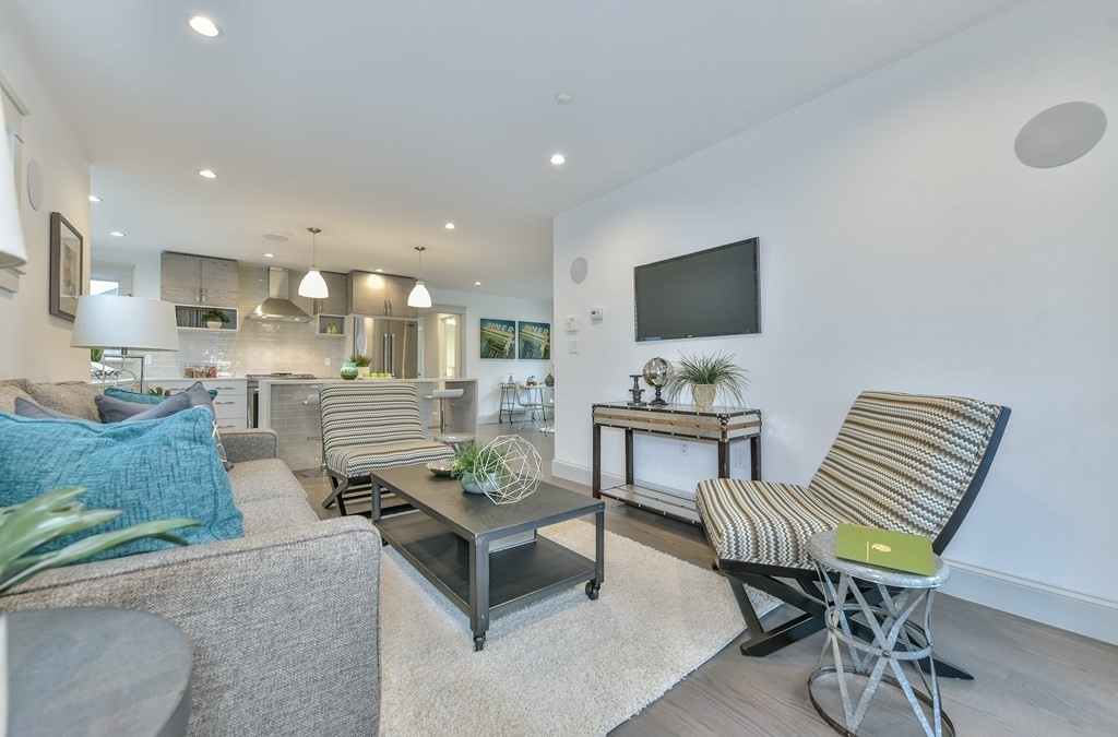 36 Rossmore Road, Unit ONE Boston, MA 02130 - Photo 14 of 24 Gallery Image 14