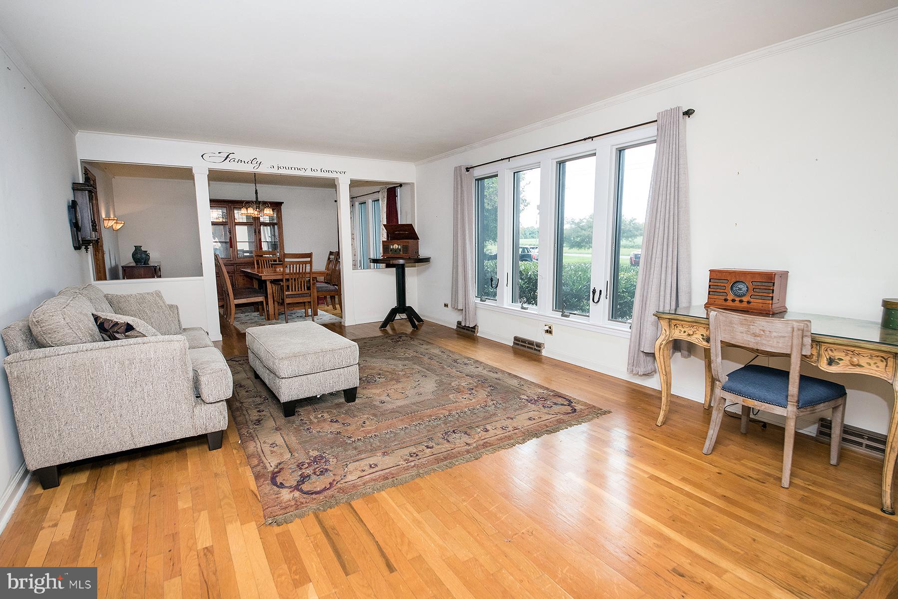 136 Ellisdale Road Allentown, NJ 08501 - Photo 2 of 63 Gallery Image 2