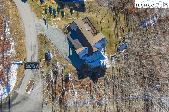 $1,699,900 | 479 Rippling Waters Trail, Banner Elk, NC 28604