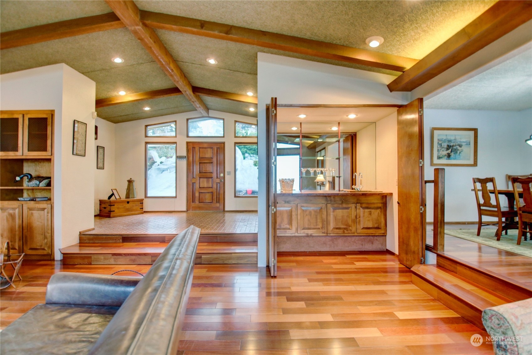 3917 Mallard Point Drive Anacortes, WA 98221 - Photo 12 of 40