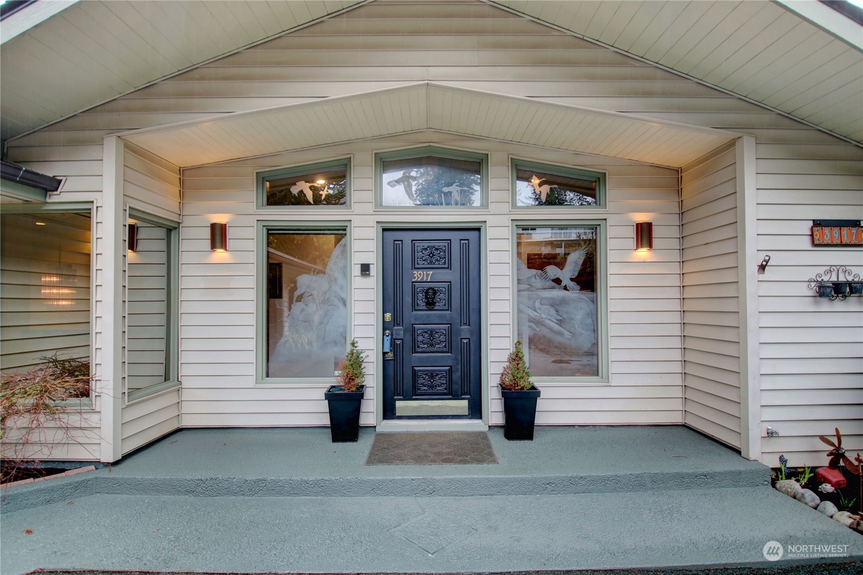 3917 Mallard Point Drive Anacortes, WA 98221 - Photo 7 of 40