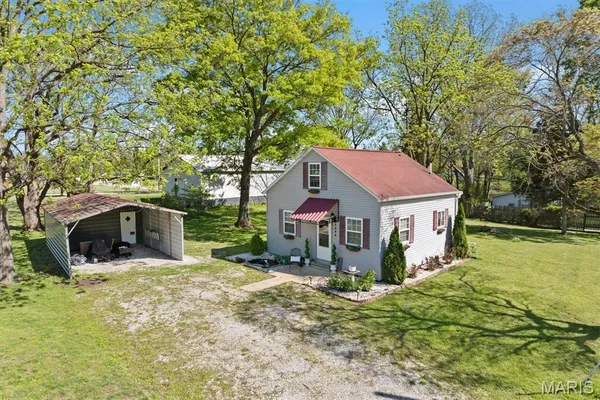 $152,000 | 1004 North Okaw Street, Okawville, IL 62271