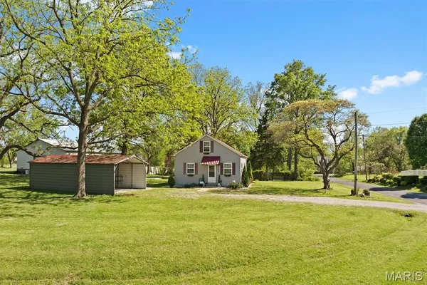 $152,000 | 1004 North Okaw Street, Okawville, IL 62271