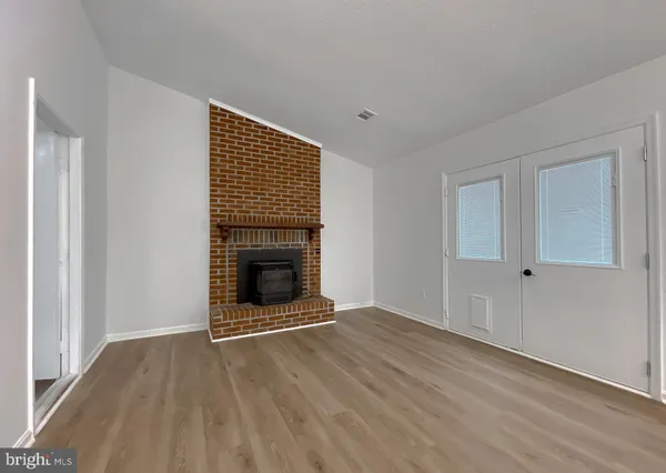 $2,900 | 2094 Chapelside Court, Waldorf, MD 20602