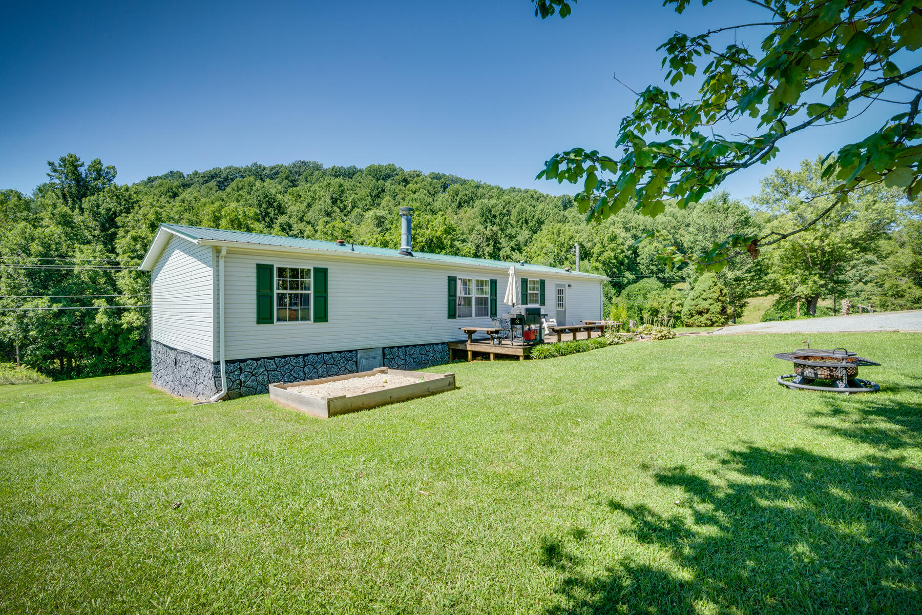306 Minton Hollow Road Elizabethton, TN 37643 - Photo 26 of 27 029