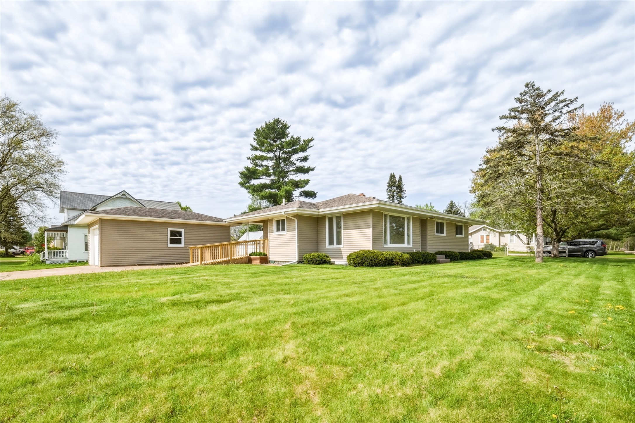 210 Willow Street Strum, WI 54770 - Photo 3 of 38