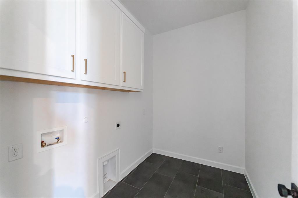 3912 Friendship Court Forney, TX 75126 - Photo 23 of 28 a view of an empty room