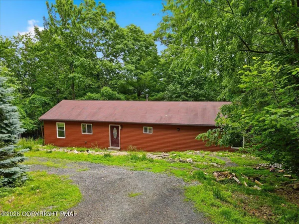 $145,000 | 186 Sky Hawk, Scotrun, PA 18355