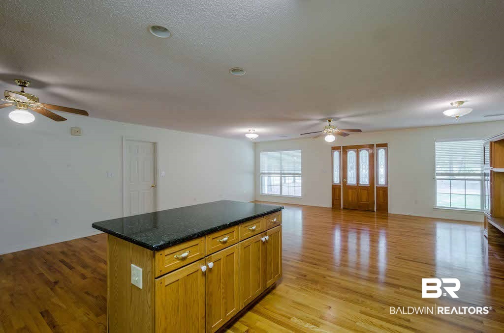 7843 Celeste Road Saraland, AL 36571 - Photo 7 of 23