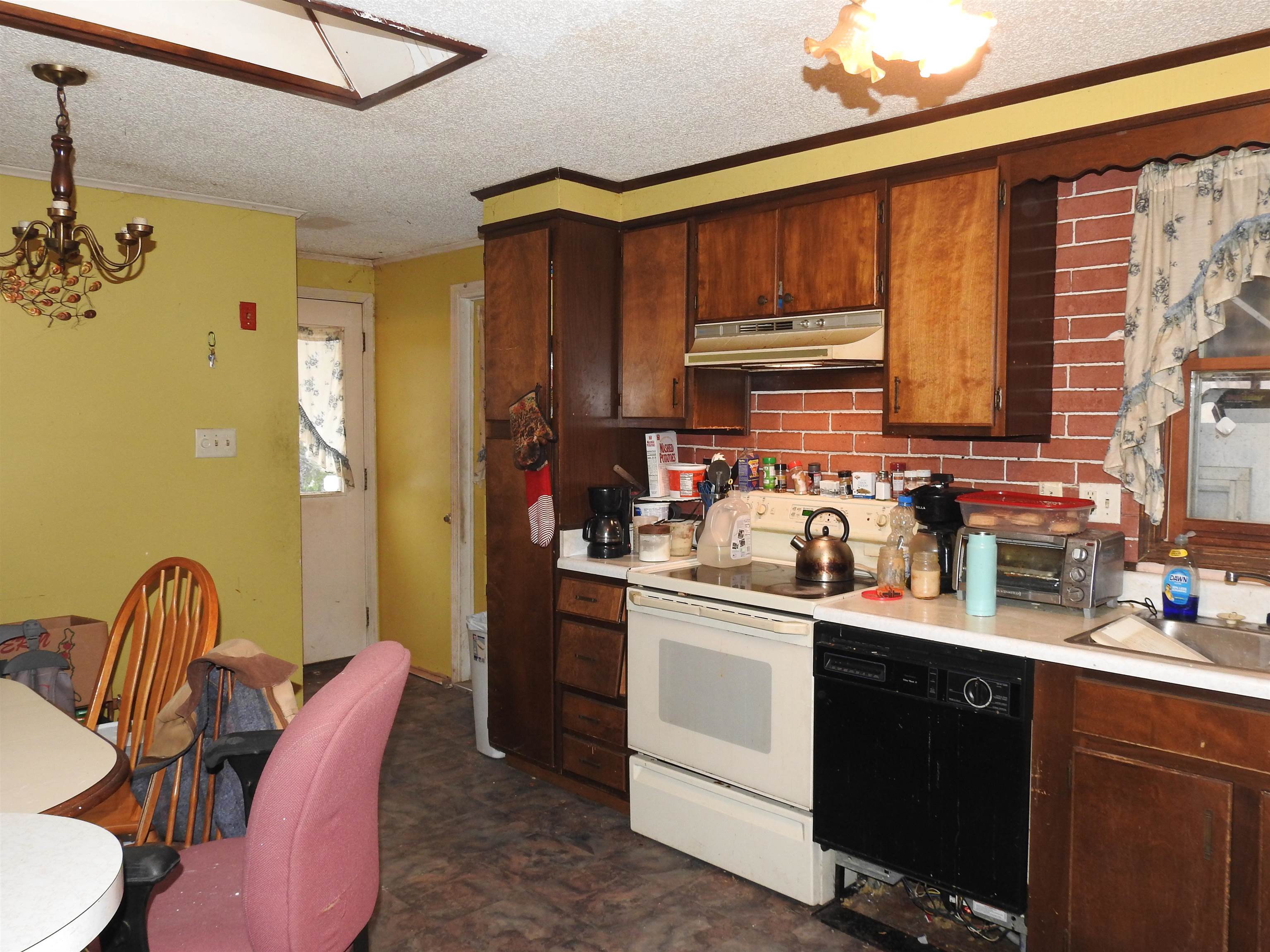 87 Spring Street Swanton, VT 05488 - Photo 11 of 33