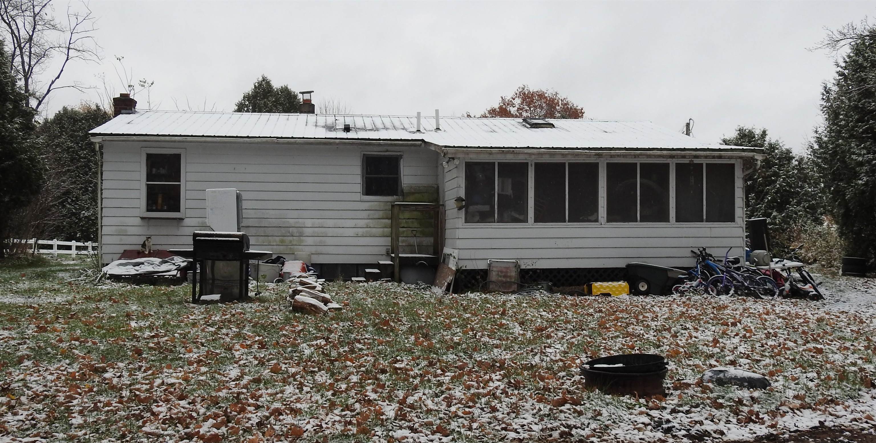 87 Spring Street Swanton, VT 05488 - Photo 3 of 33