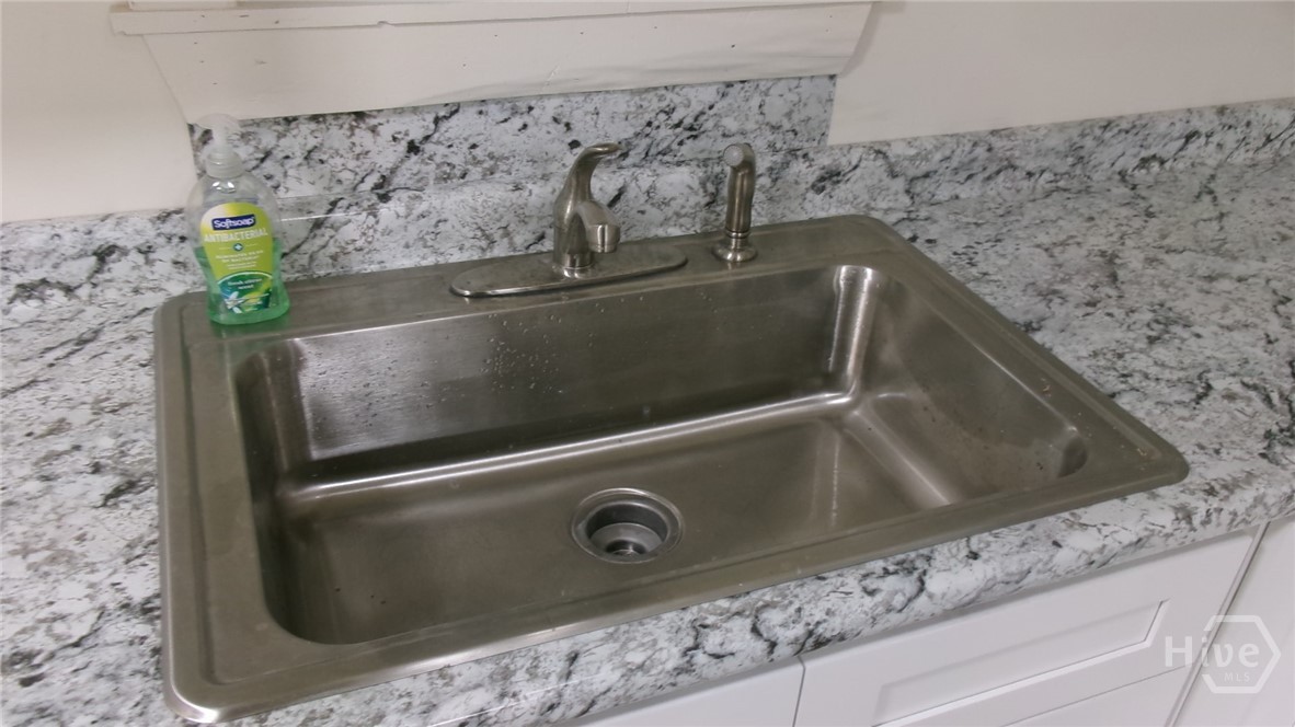 17827 Highway 129 Claxton, GA 30417 - Photo 20 of 20 Kitchen