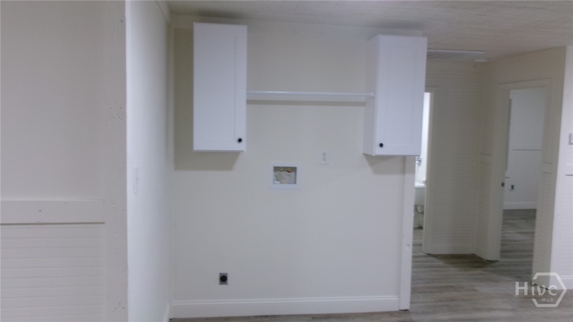 17827 Highway 129 Claxton, GA 30417 - Photo 8 of 20 Laundry