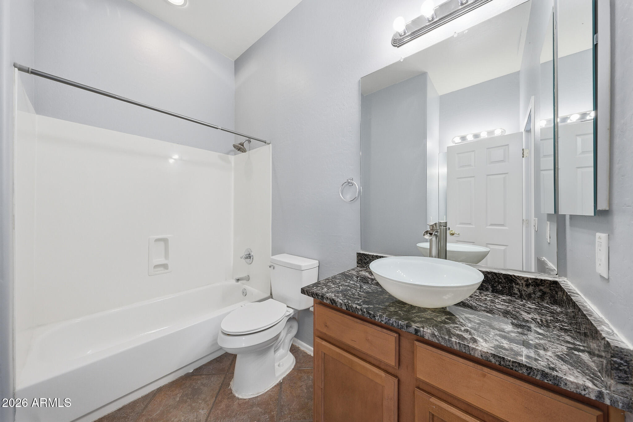 43423 West Venture Road Maricopa, AZ 85138 - Photo 24 of 30 Shared Bathroom