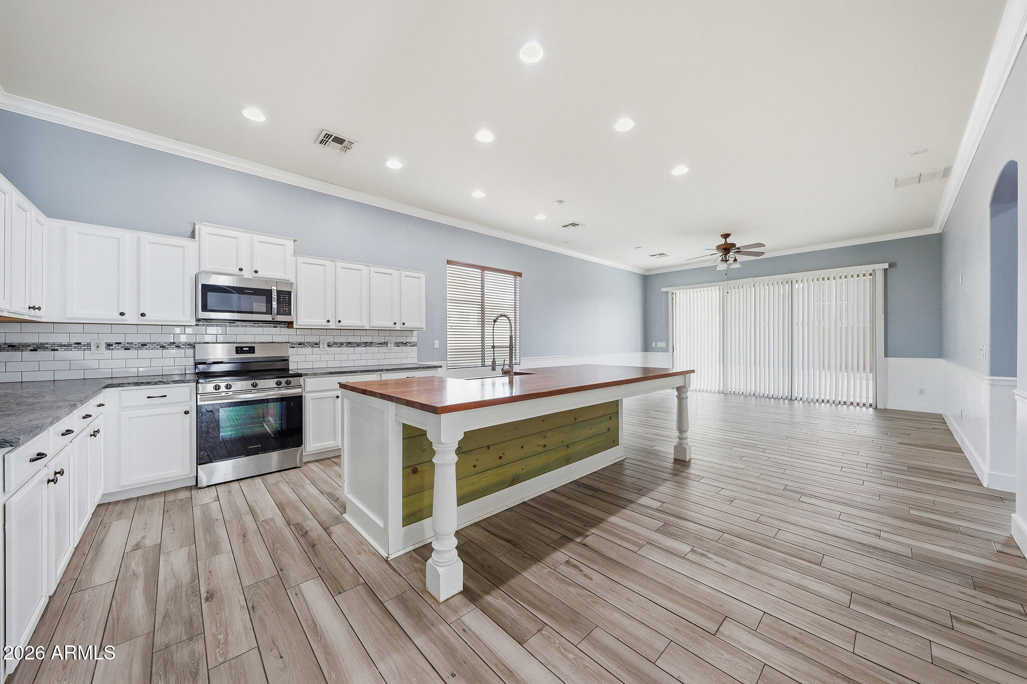 43423 West Venture Road Maricopa, AZ 85138 - Photo 8 of 30 Kitchen