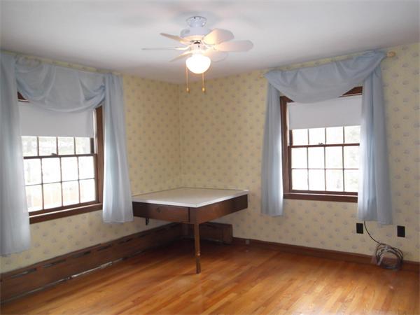 83 Cloverleaf Road Leominster, MA 01453 - Photo 20 of 29 Gallery Image 20