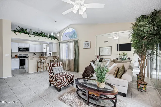 $435,000 | 12244 South 45th Street, Phoenix, AZ 85044