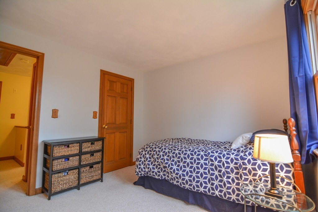 27 Thorndike Road North Andover, MA 01845 - Photo 19 of 29 Gallery Image 19